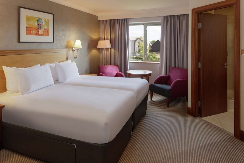 Cambridge Belfry Hotel & Spa Cambourne Room photo